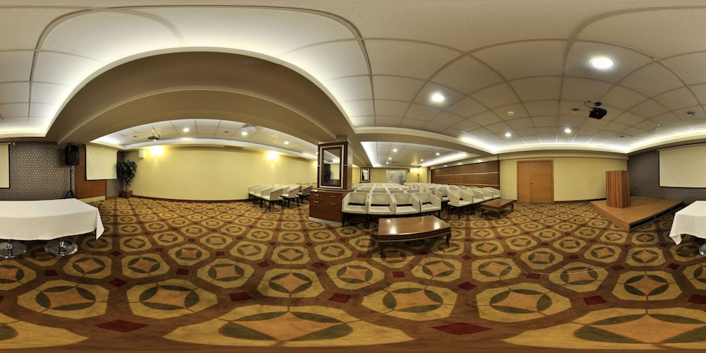 Grand Simay Hotel 9/50