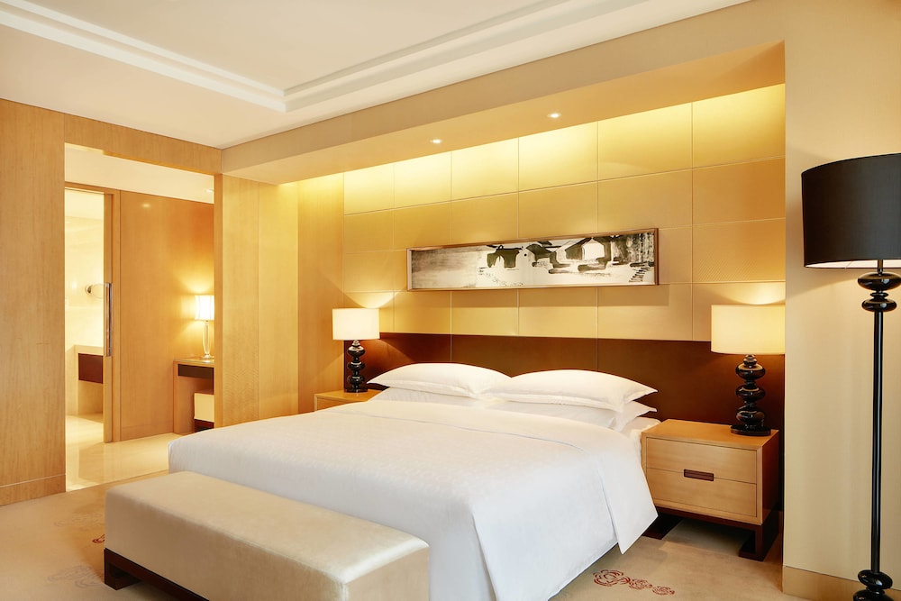 Sheraton Wuxi Binhu 14/50