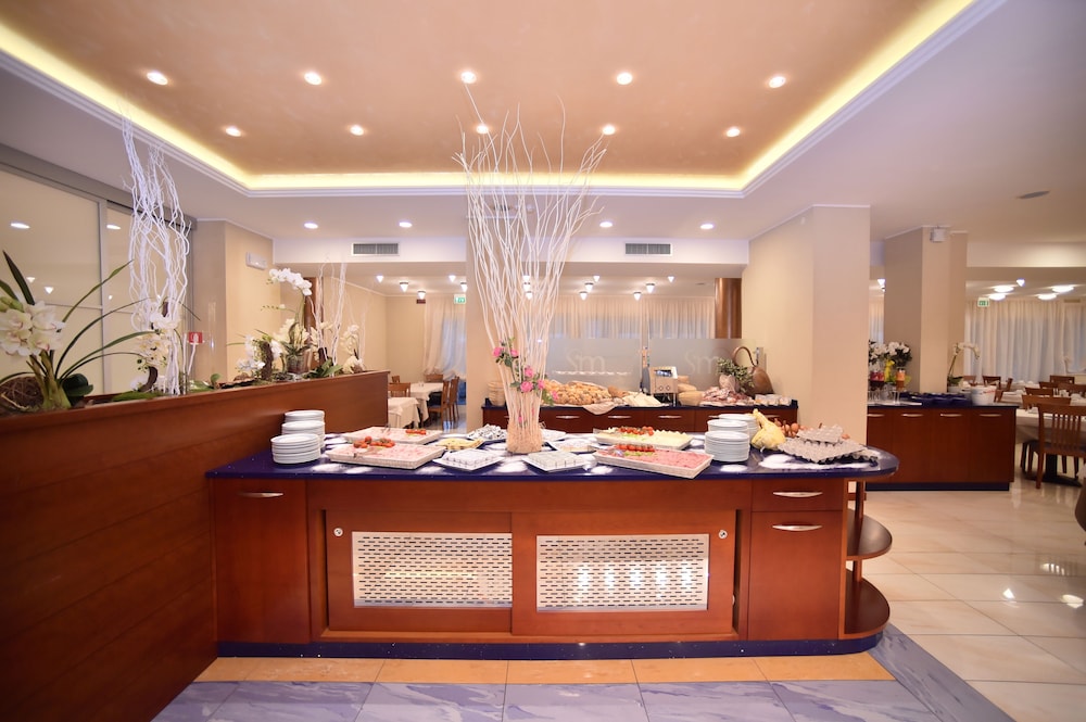 restaurant-cafeteria