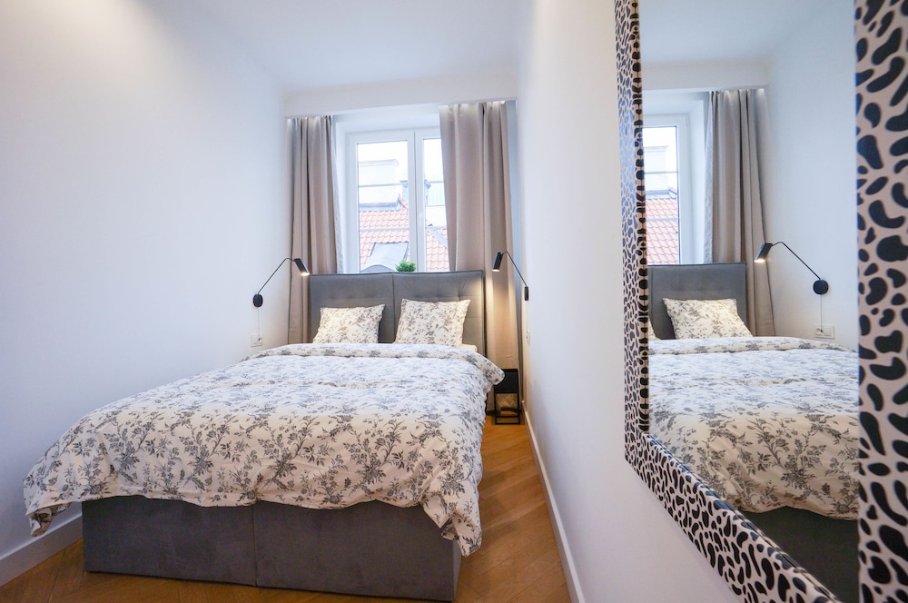 3 Bedrooms, Premium, Apartment, 3 Double Beds, Street View, Sofa, Kitchenette