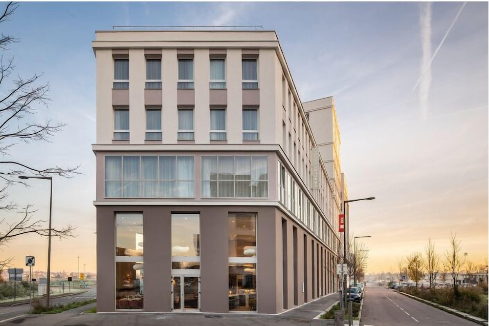 Mercure Acheres St Germain en Laye 1/50