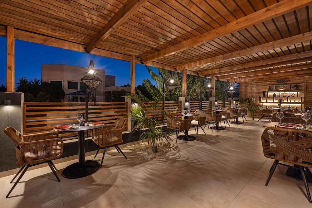 Cabana White Boutique Hotel & Suites 43/80