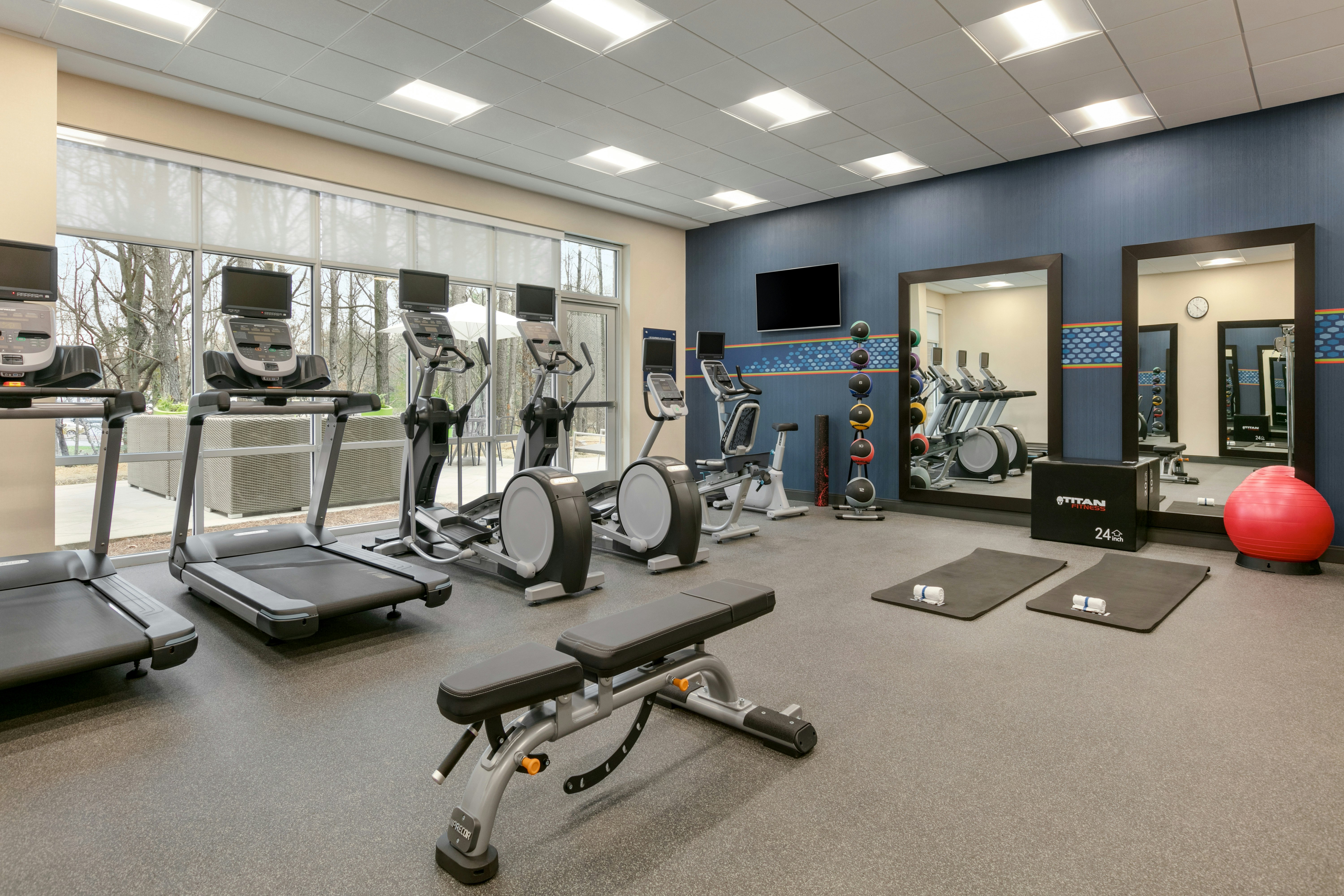 Hampton Inn Suites Johns Creek 20/47