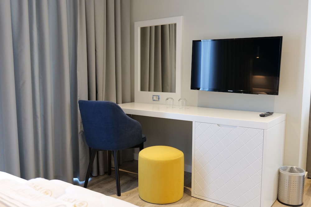 Hotel Teuta 39/50