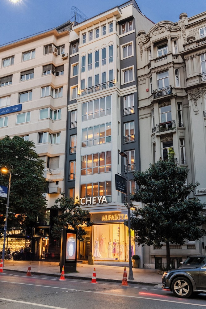 Cheya Residences Nisantasi Deluxe 64/71