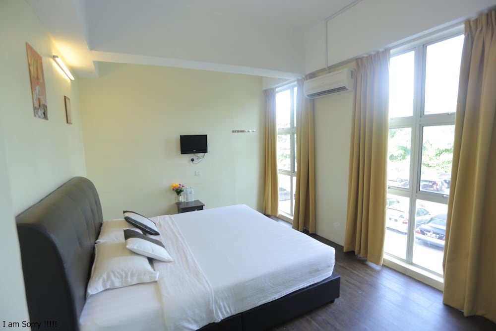 BUDGET, DOUBLE BED