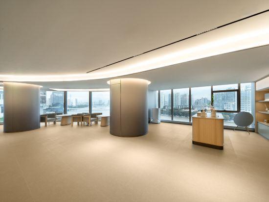 Ji Hotel (Beijing Road Pedestrian Street Tianzi Wharf) 30/50