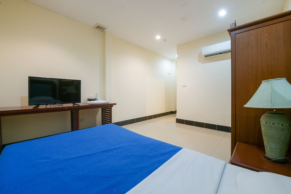 Deeden Pattaya Resort 30/65