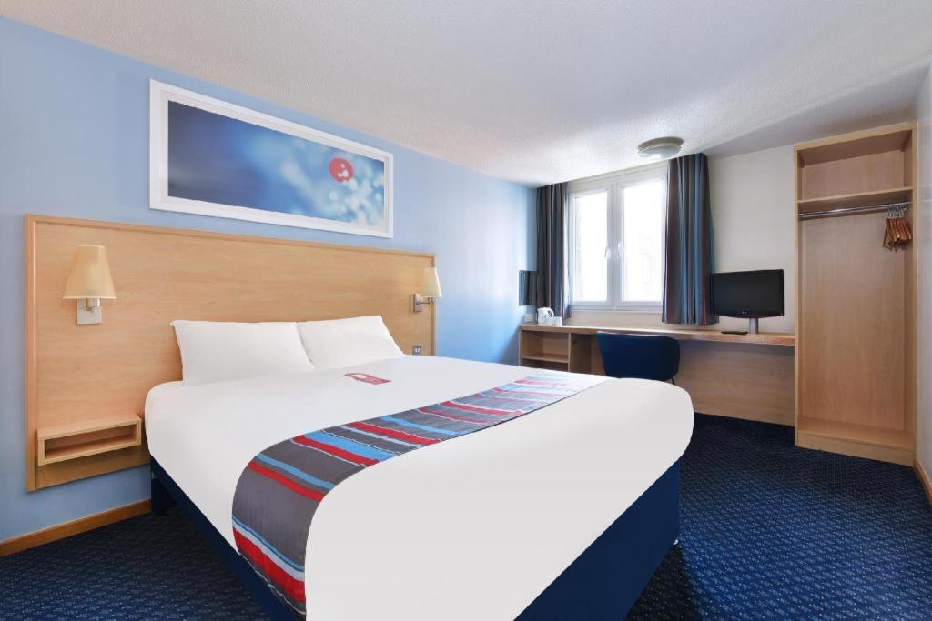 Travelodge Carlisle Todhills — photo 2