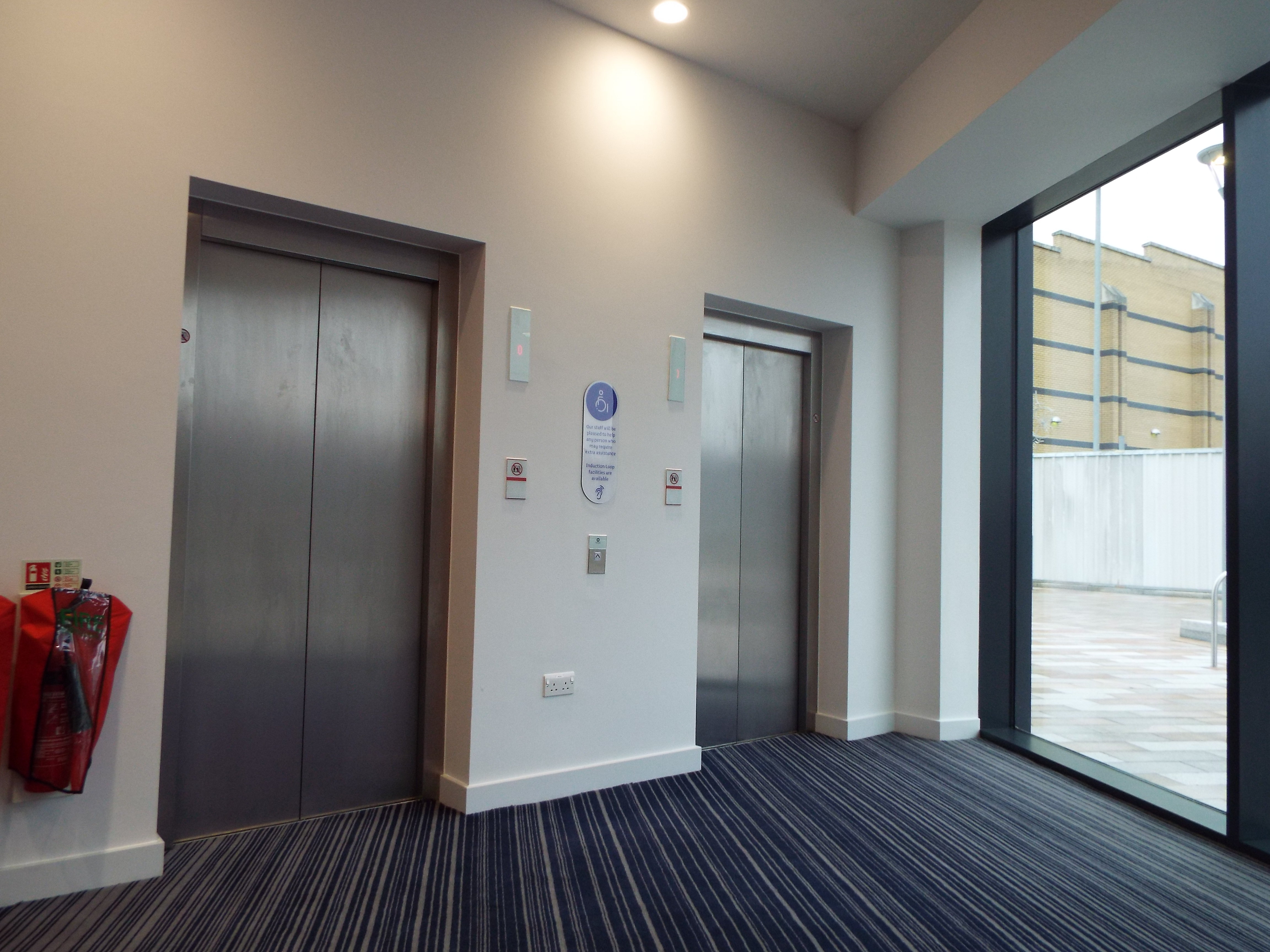 Holiday Inn Express Stockport 4/57