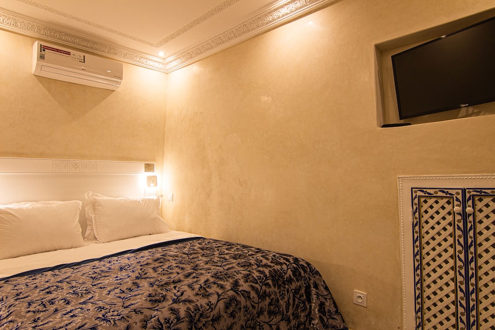 Riad L Etoile D Orient 34/75
