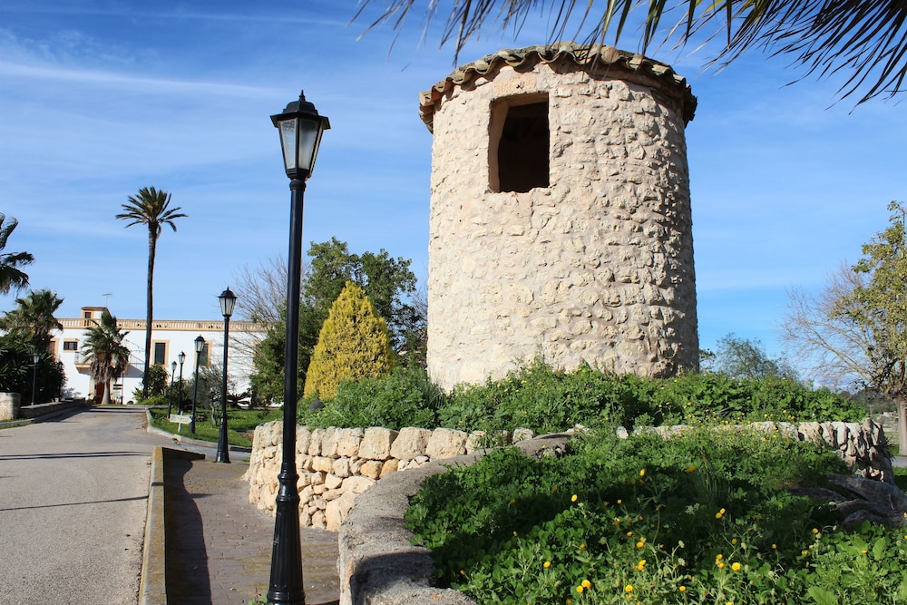Hotel Rural Son Manera 60/65