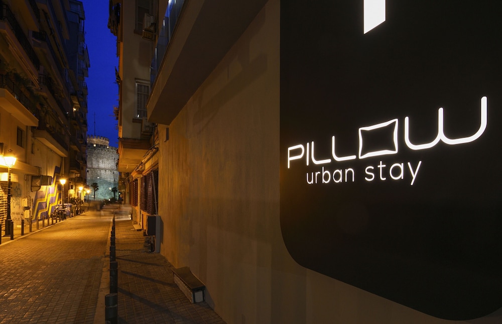 Pillow urban stay 44/50