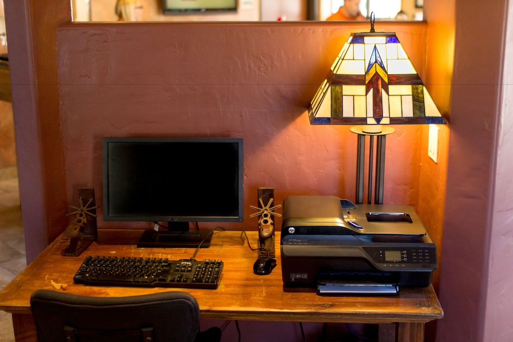 Sedona Real Inn And Suites 49/65