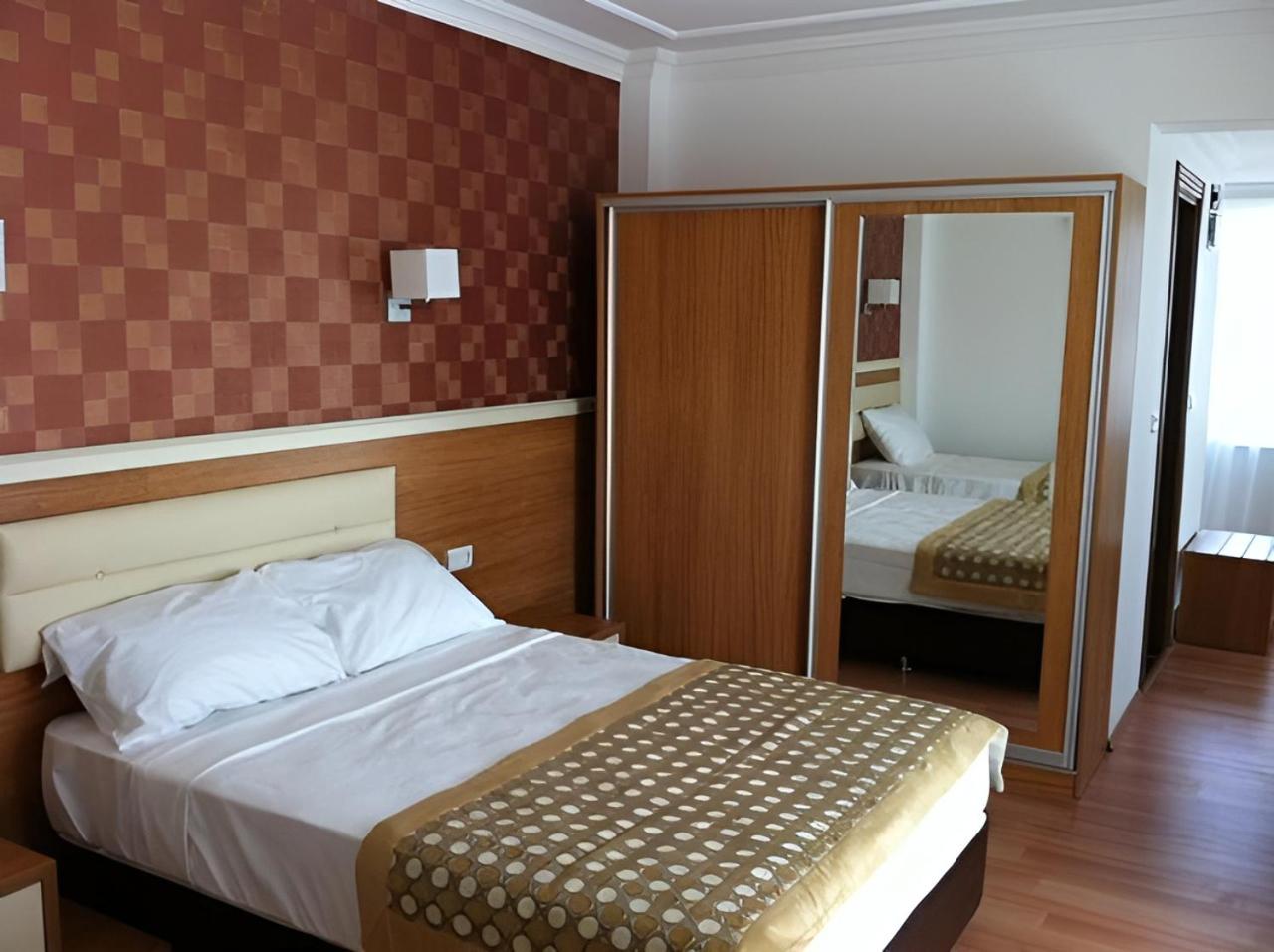 Afytos Oren Beach Prestij Hotel 25/61