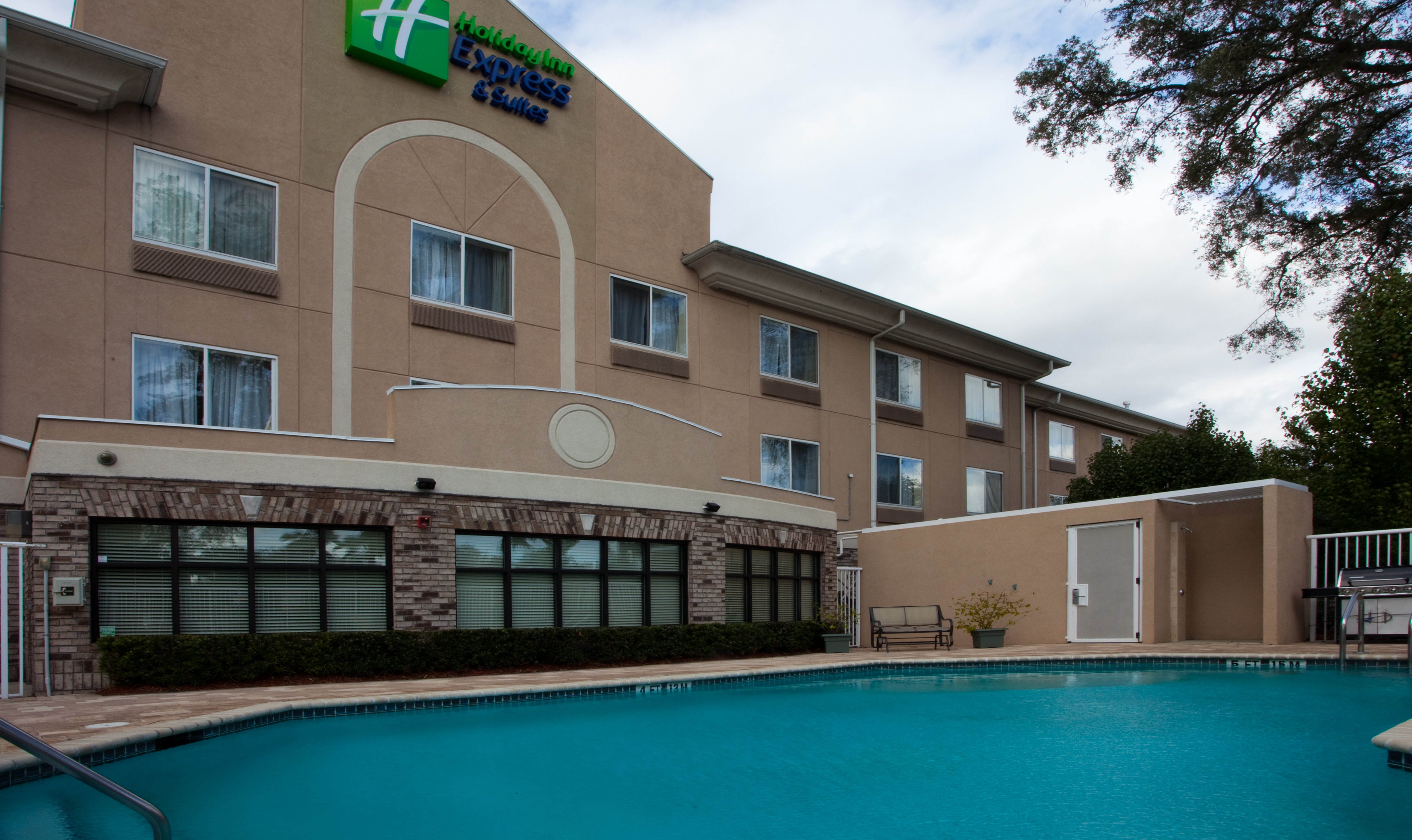 Holiday Inn Express & Suites Jacksonville - Blount Island, an IHG Hotel 78/80