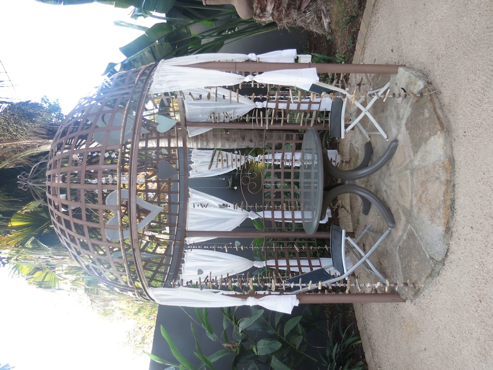 Cocomo Guesthouse Spa And Conference Centre 88/100