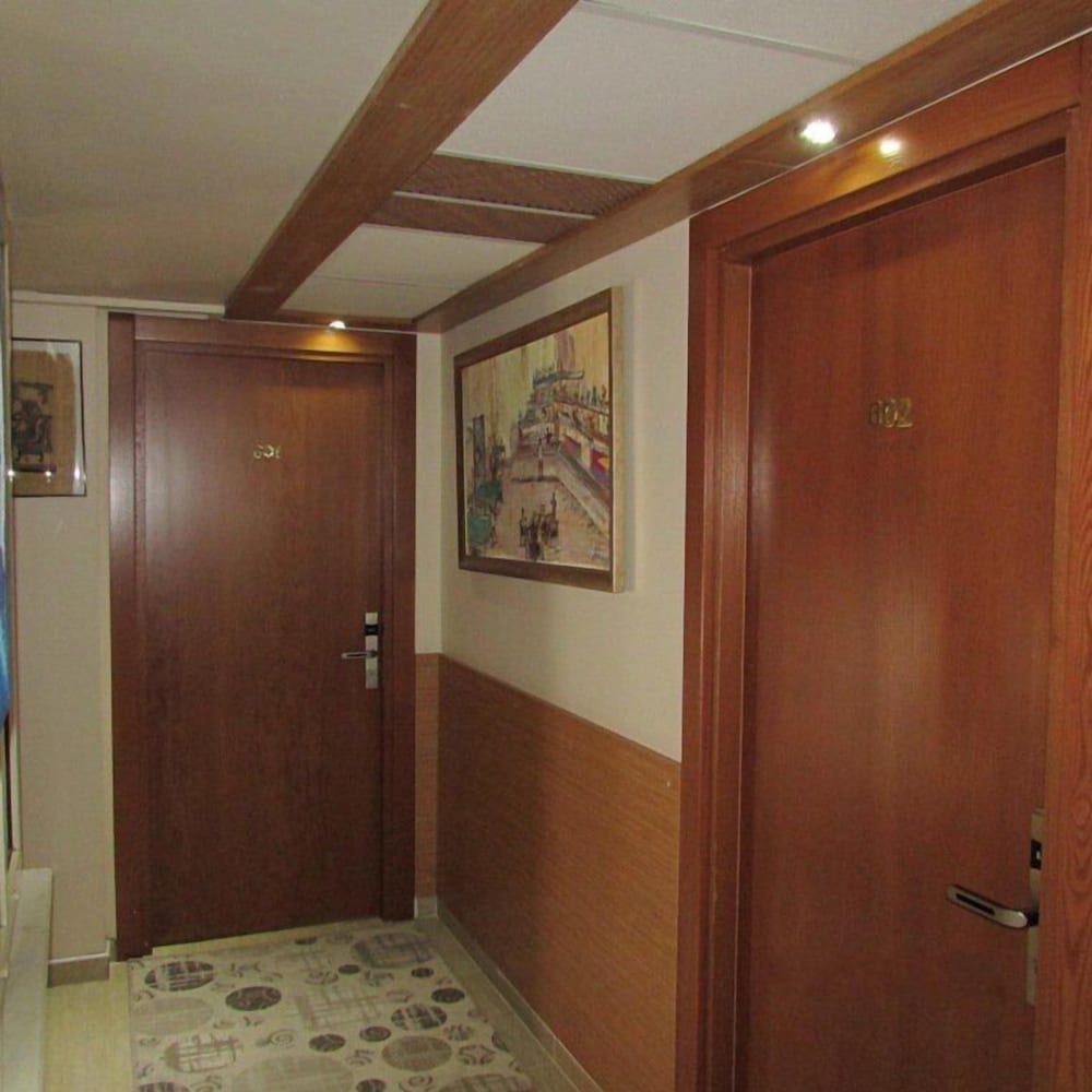 Kadikoy Otel 8/48