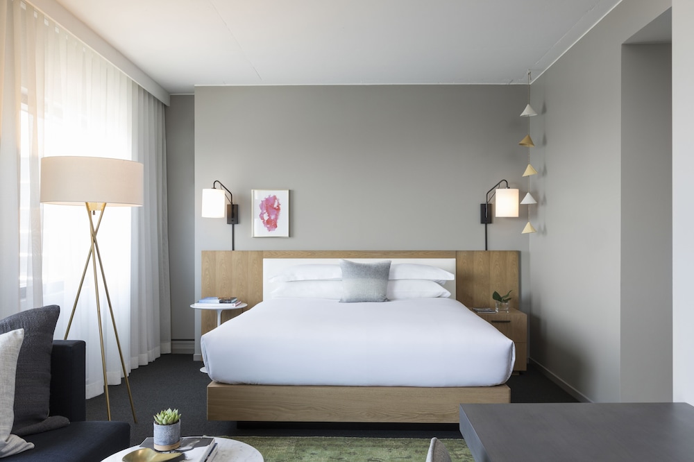 KIMPTON EVERLY HOTEL 14/80