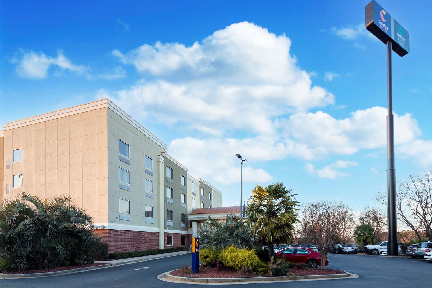 Comfort Suites Forsyth Near I-75 44/49
