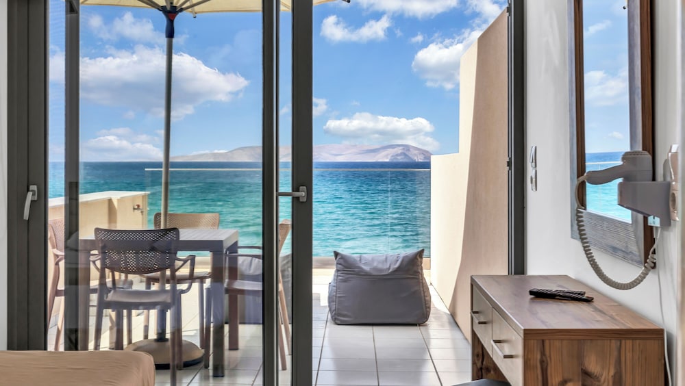 Almare Beach Hotel 31/50