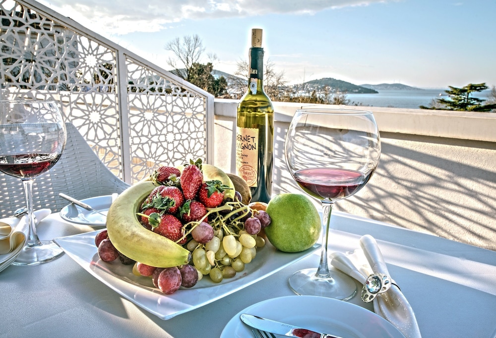 Buyukada Cankaya Hotel 36/50