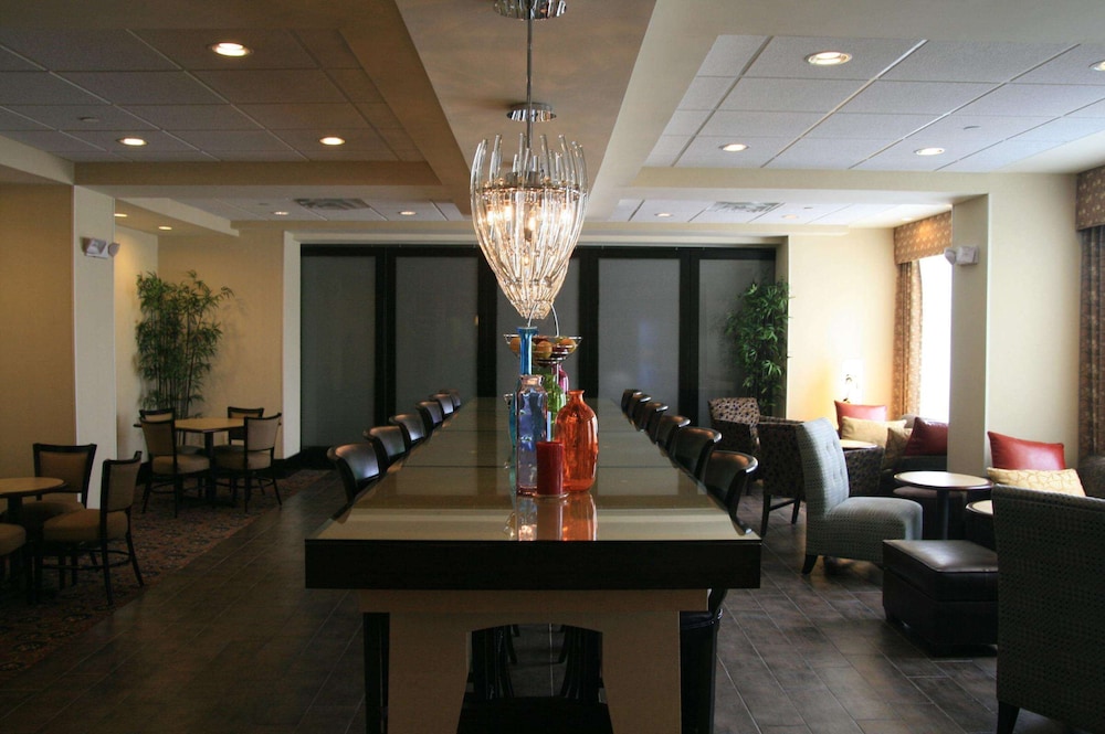 Hampton Inn Orange 37/50