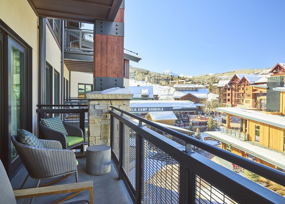 Limelight Hotel Snowmass 38/59