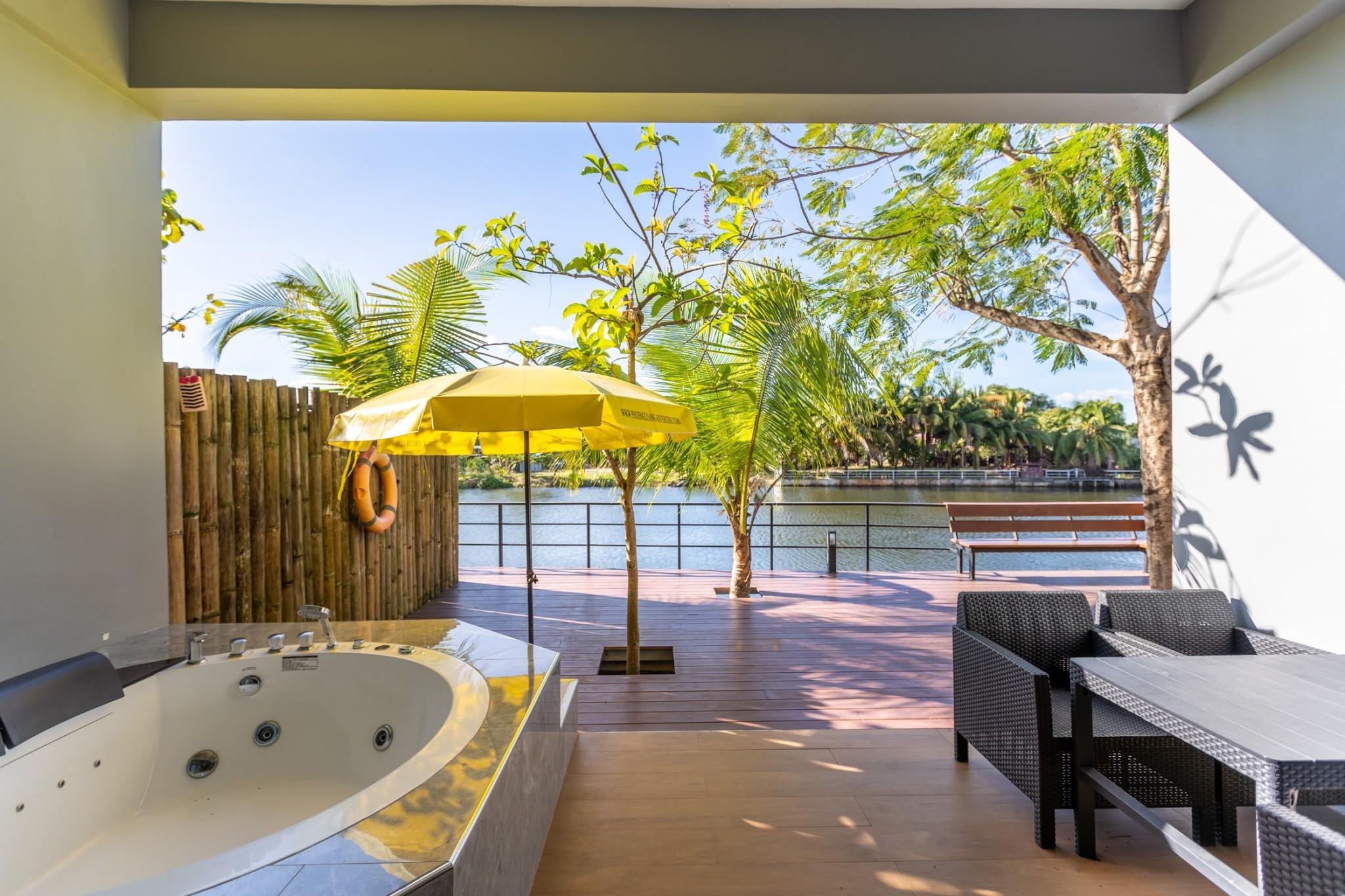 Phuengluang Riverside Hotel Chanthaburi 26/38