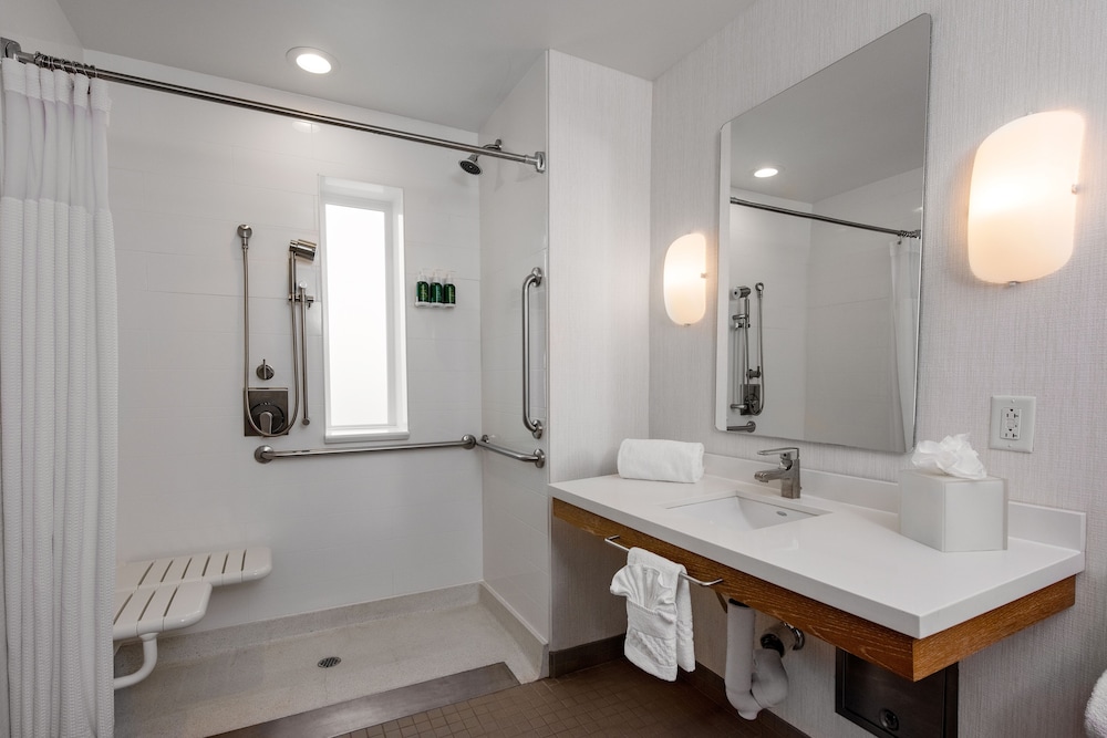Springhill Suites San Diego Oceanside Downtown 17/61