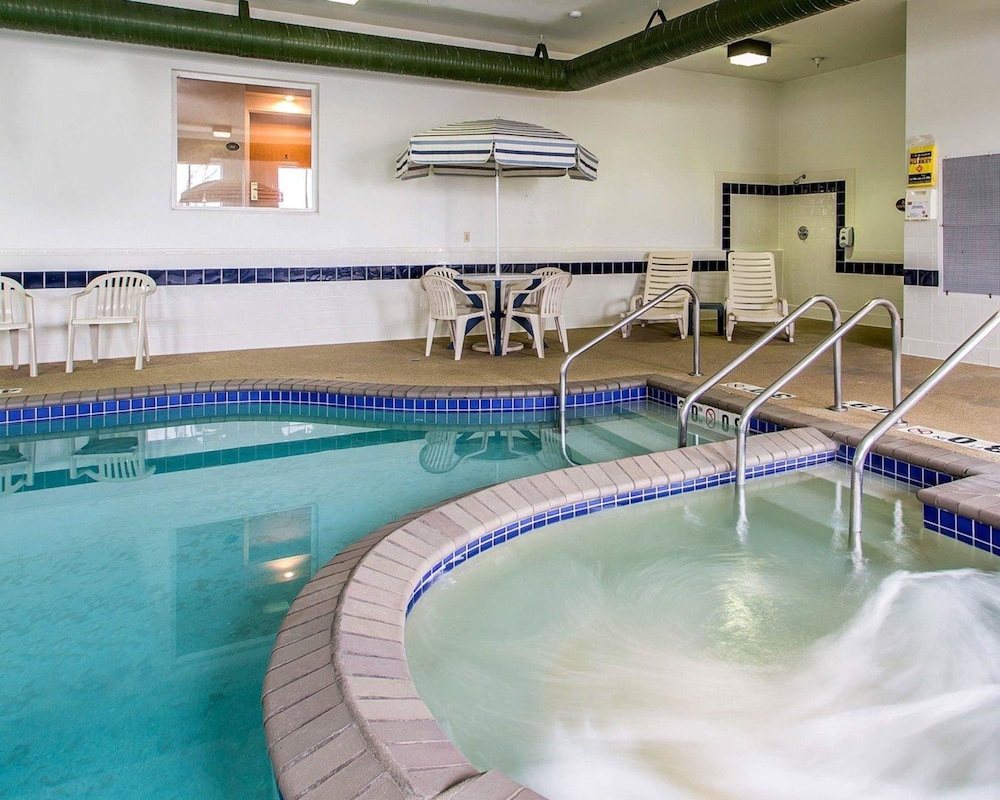 Sleep Inn Suites Green Bay Airport 3/36