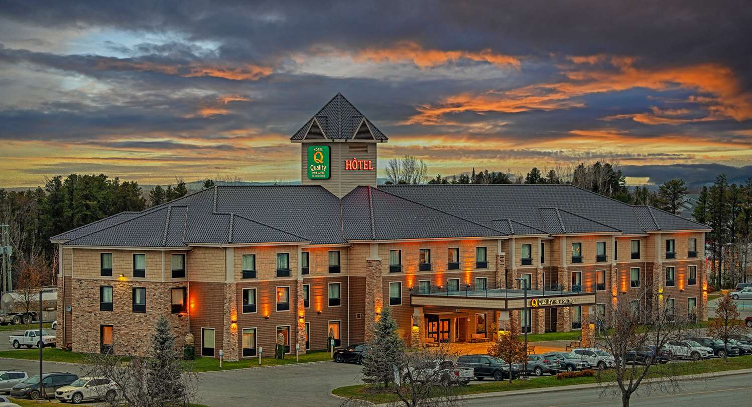 Quality Inn and Suites Val d Or, QC 3/15