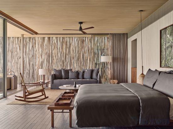 Water Pool Villa, Villa, King and Twin Beds