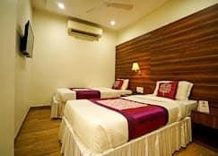 Executive, King Bed