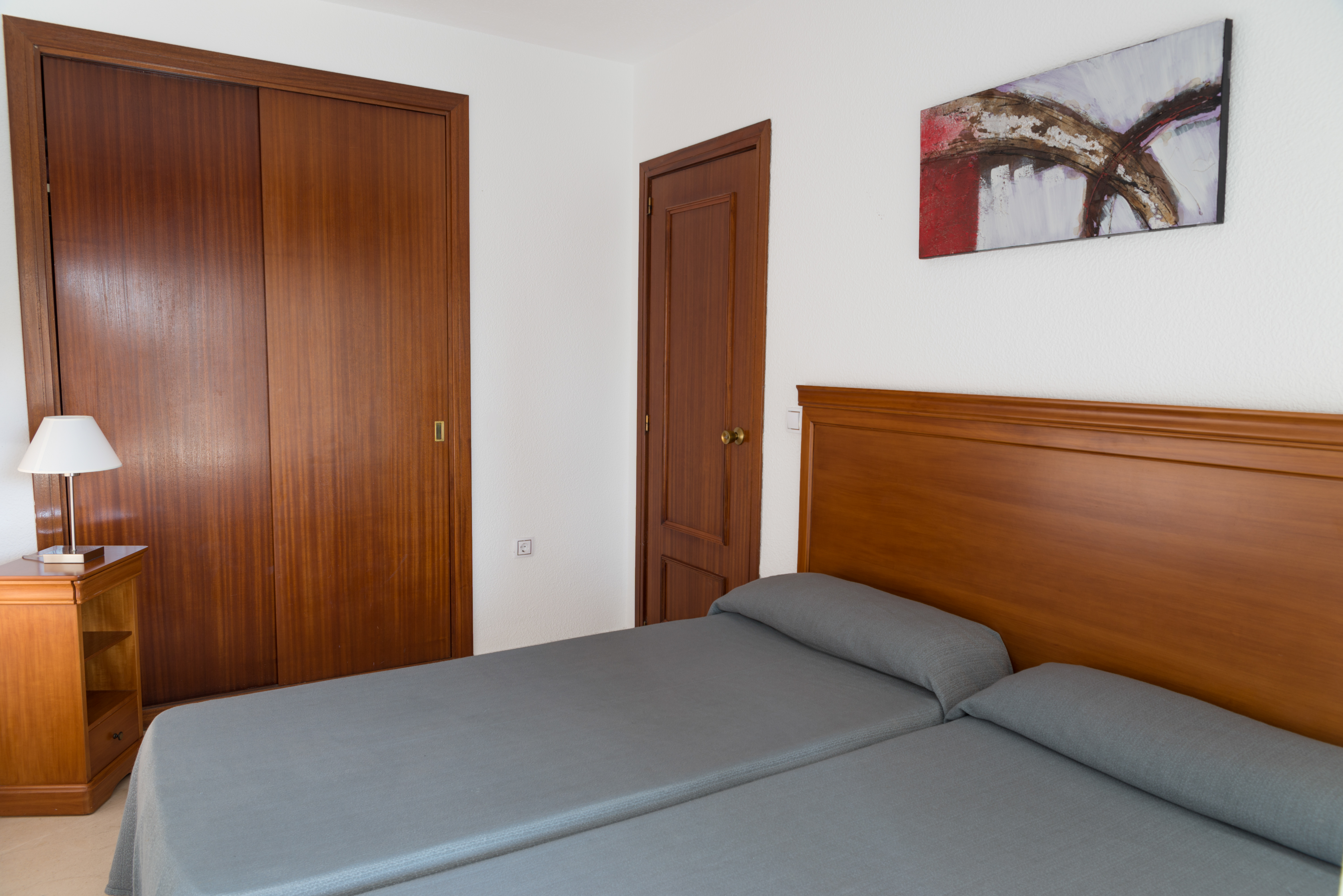 2 BEDROOMS, APARTMENT