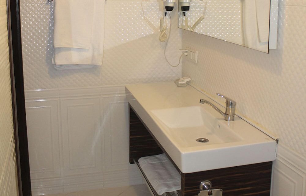 Denizci Hotel 47/48