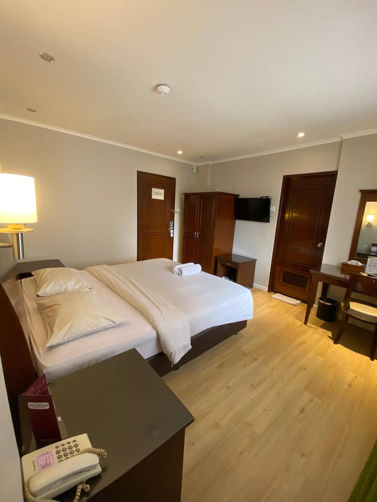 Cipta Hotel Wahid Hasyim 22/49
