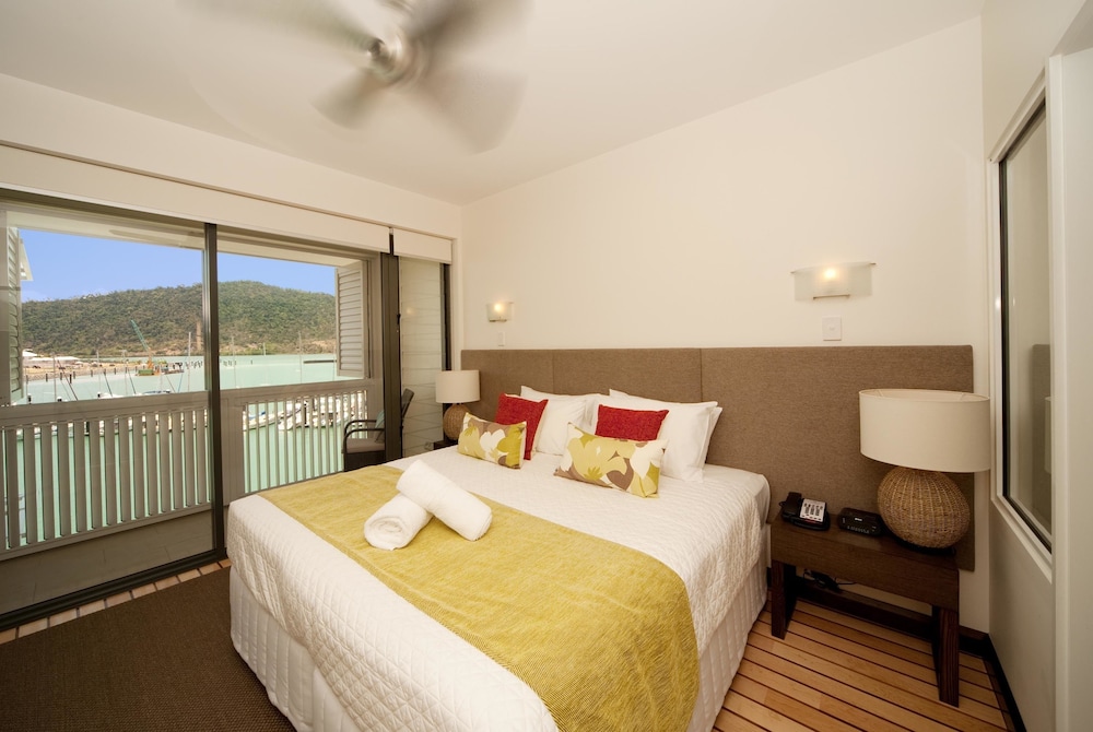 The Boathouse Apartments 25/70