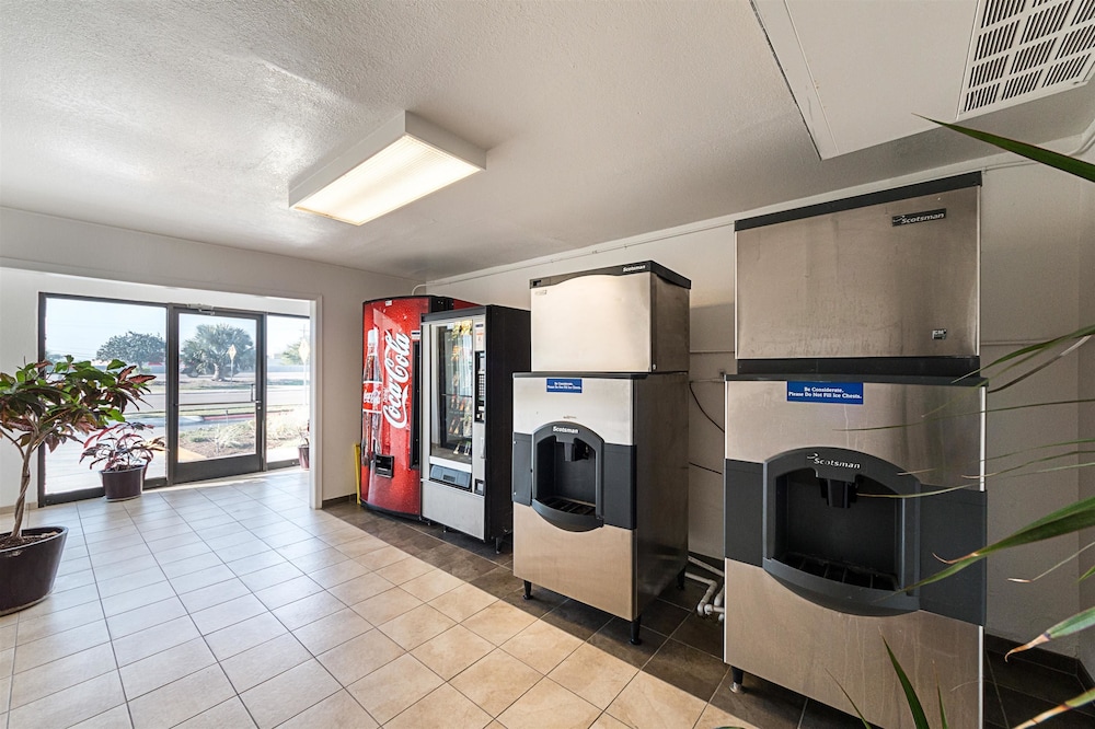 Motel6 Mcallen, TX 34/44