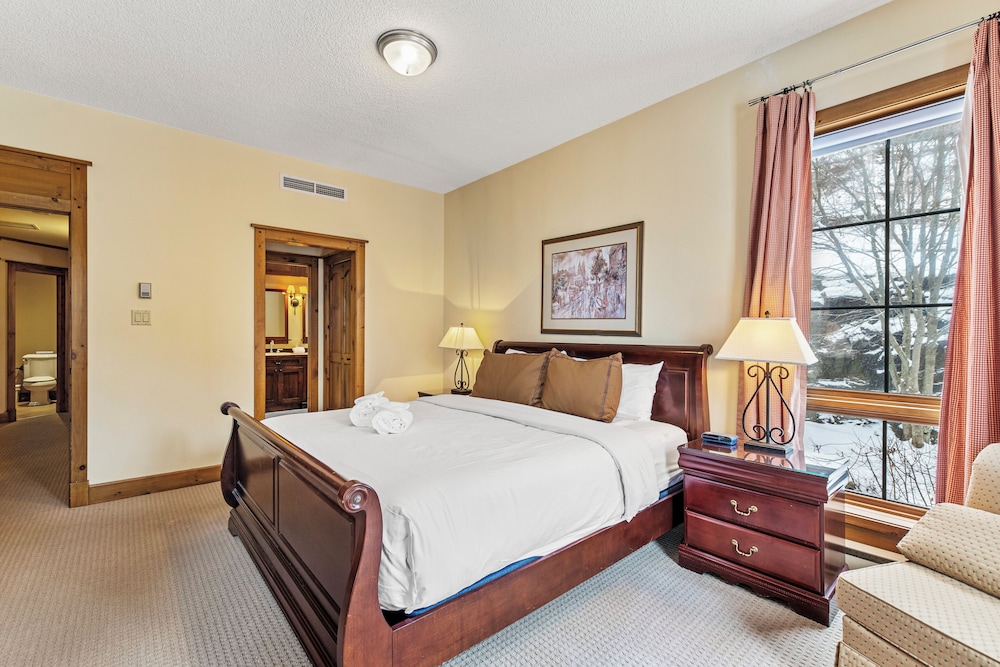 3 BEDROOMS