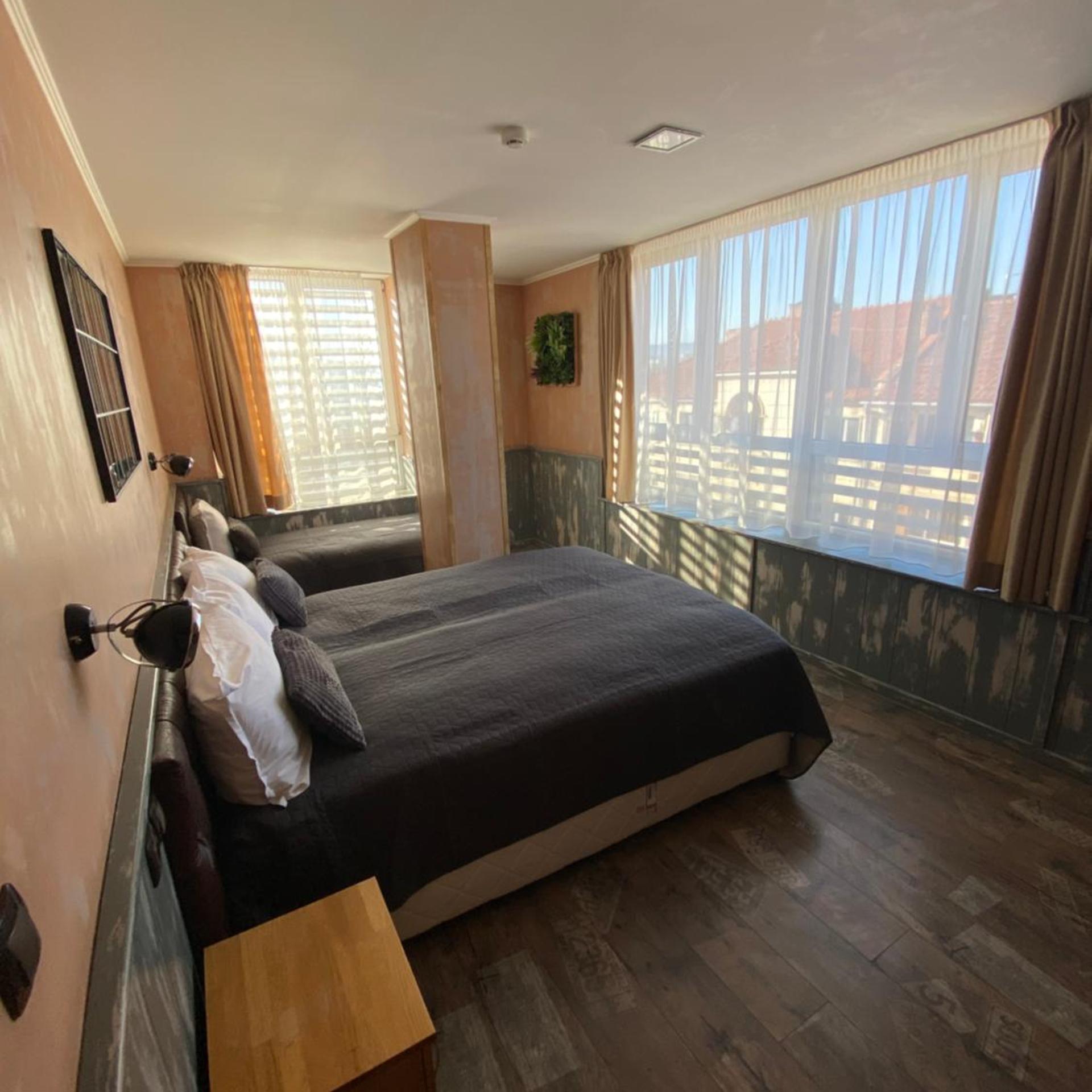 City Hotel 15/50