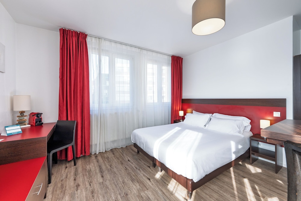 PREMIUM, STUDIO, DOUBLE BED