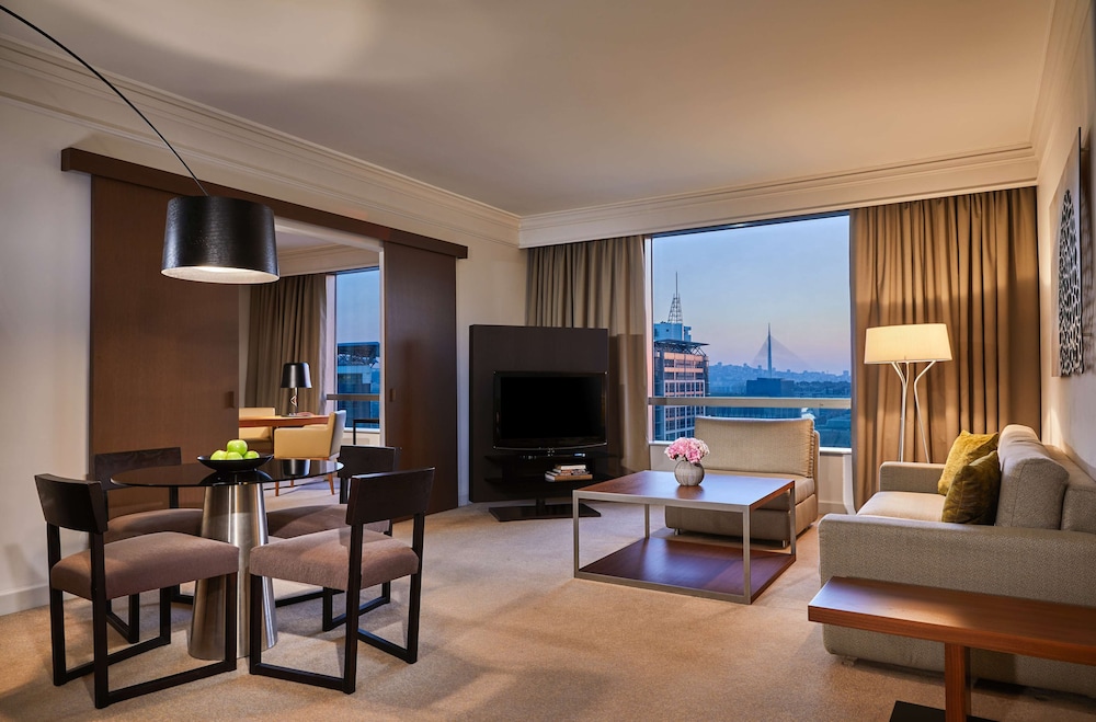 HYATT REGENCY BELGRADE 44/76