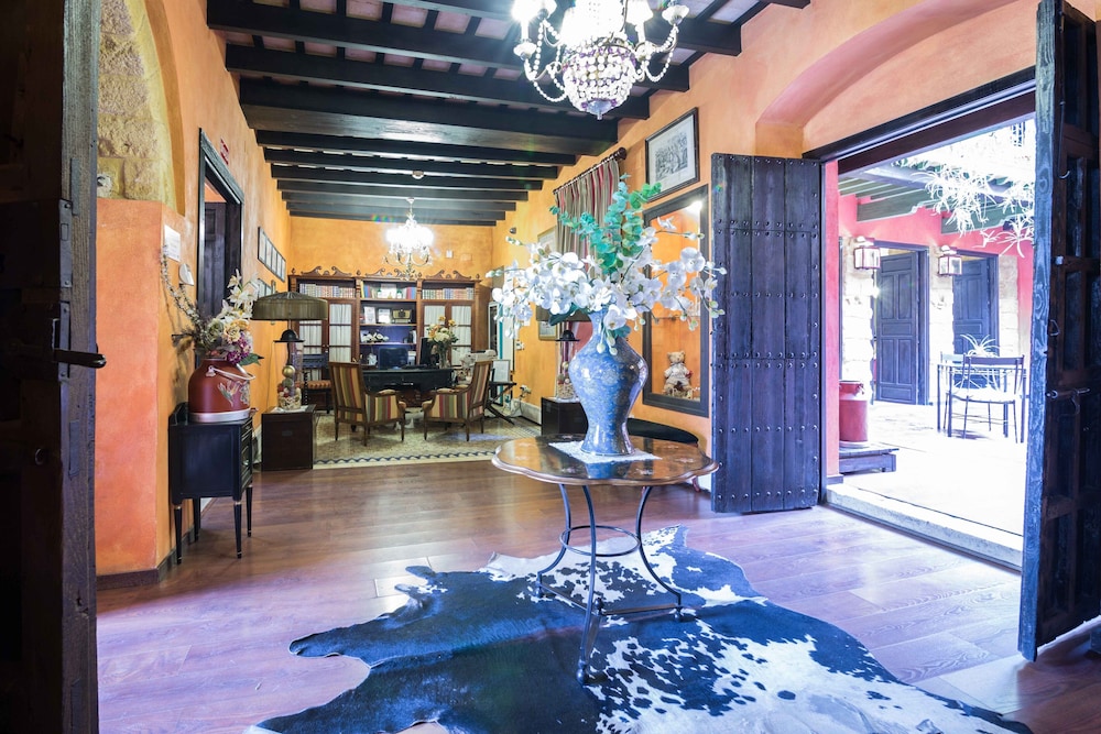 La Casona de Calderon Gastronomic And Boutique Hotel 26/50
