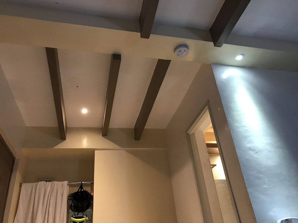Regency Hotel De Vigan 17/28