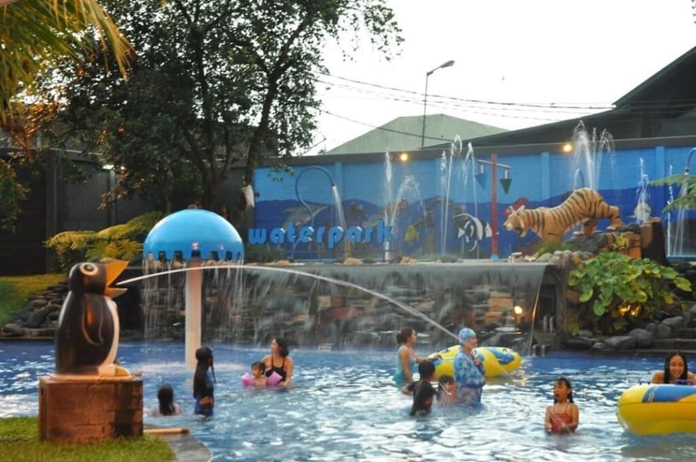 Oasis Siliwangi Sport Hotel 41/48