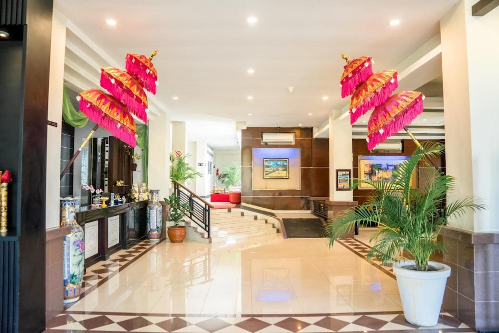 Puri Ayu Hotel 5/40