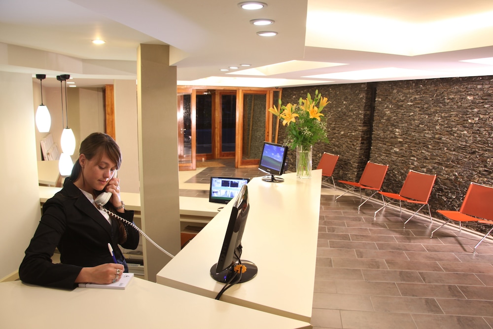 LAS LENGAS HOTEL 7/60