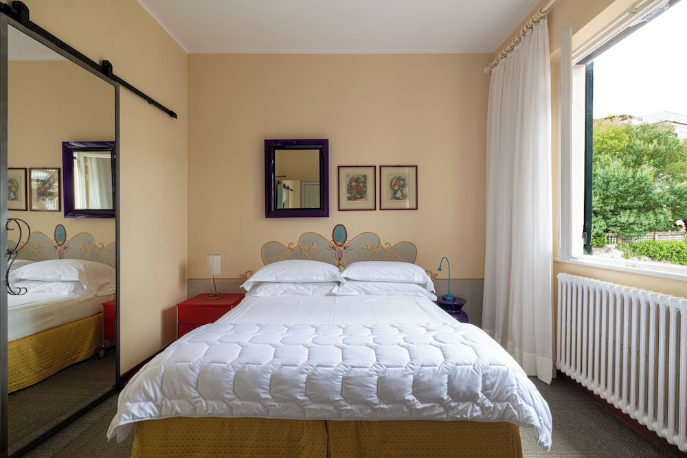 غرفة قياسية، Hotel Minerva 2/7
