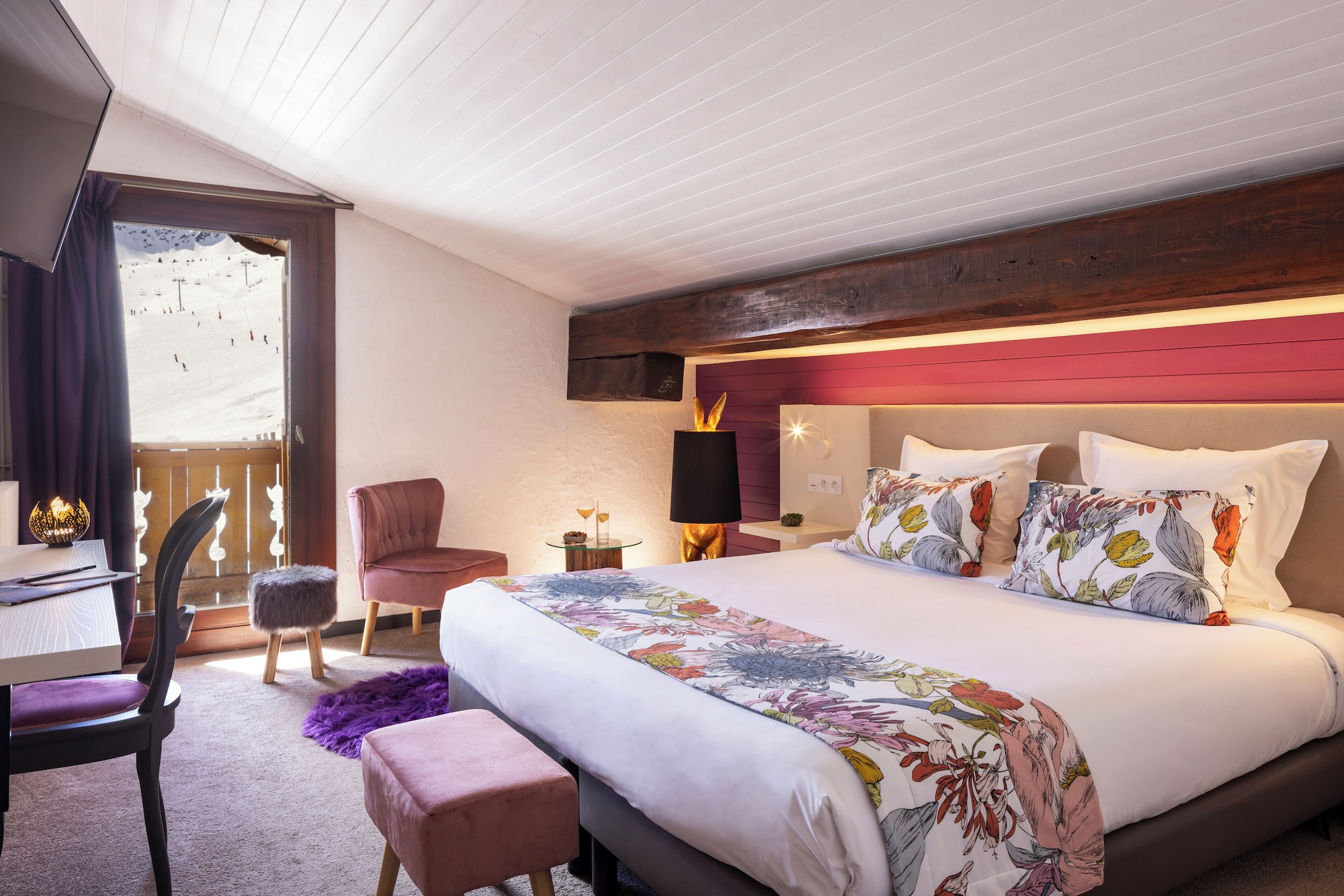 SIGNATURE, DOUBLE OR TWIN BED